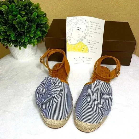 Chie Mihar Praga Navy Sandals Sz 10 - Picture 2 of 8